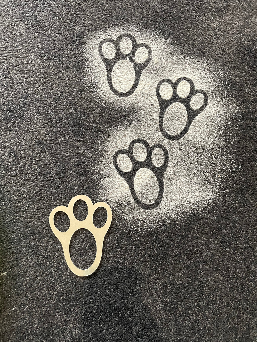 Easter - bunny foot print stencil